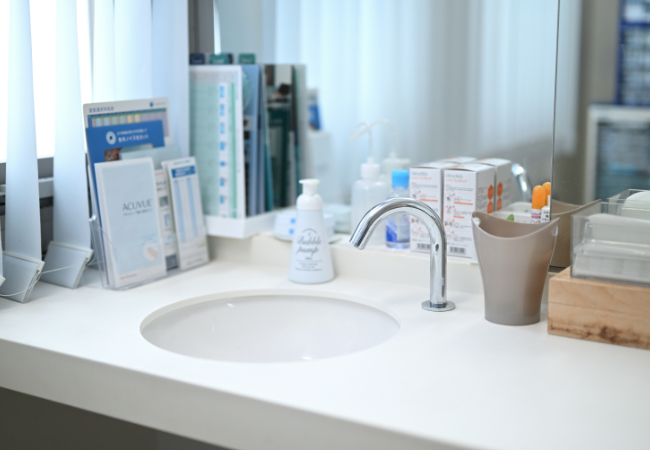 コンタクト試着スペース